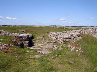 Triberga borg, land